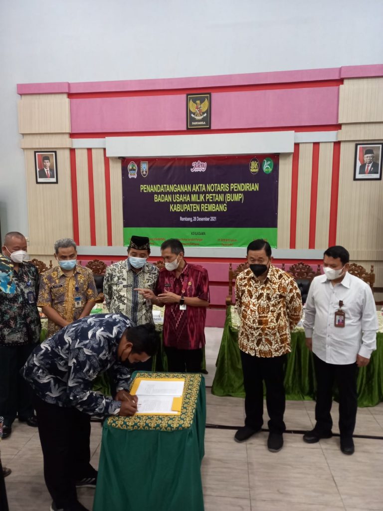 281221 Acara Penandatangan Akta Notaris Pendirian BUMP (Badan Usaha Milik Petani) Kabupaten Rembang Sinergitas antara PT Jamkrida Jateng