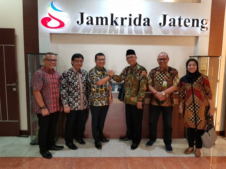 Kunjungan kerja Ketua dan Pengurus perbarindo Jateng & DIY terkait persiapan Munas Perbarindo tgl 22 Oktober 2018