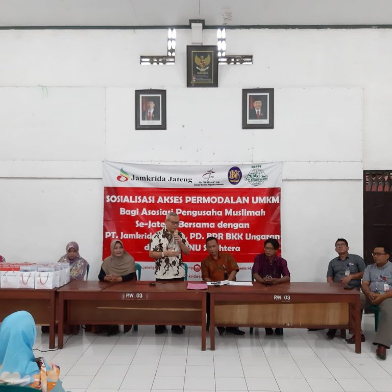 SOsialisai akses permodalan umkm pengusaha muslimah wilayah kota salatiga dengan lembaga keuangan berkah barokah