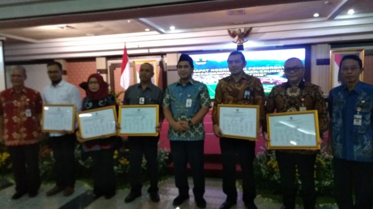 pemberian komitmen pemberdayaan desa dampingan oleh wakil gubernur jateng